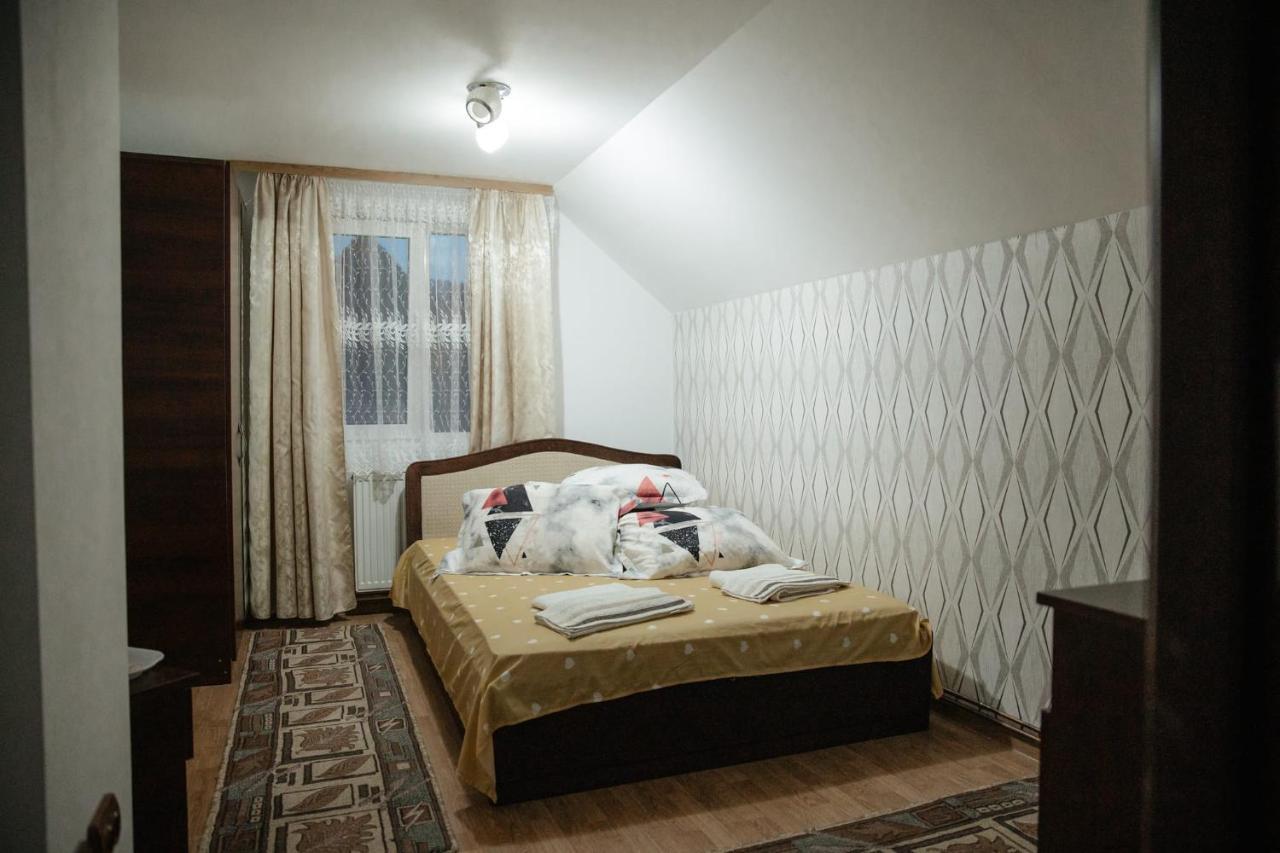 큼홀룸그몰도베네스크 Casa Mihaela 아파트 외부 사진