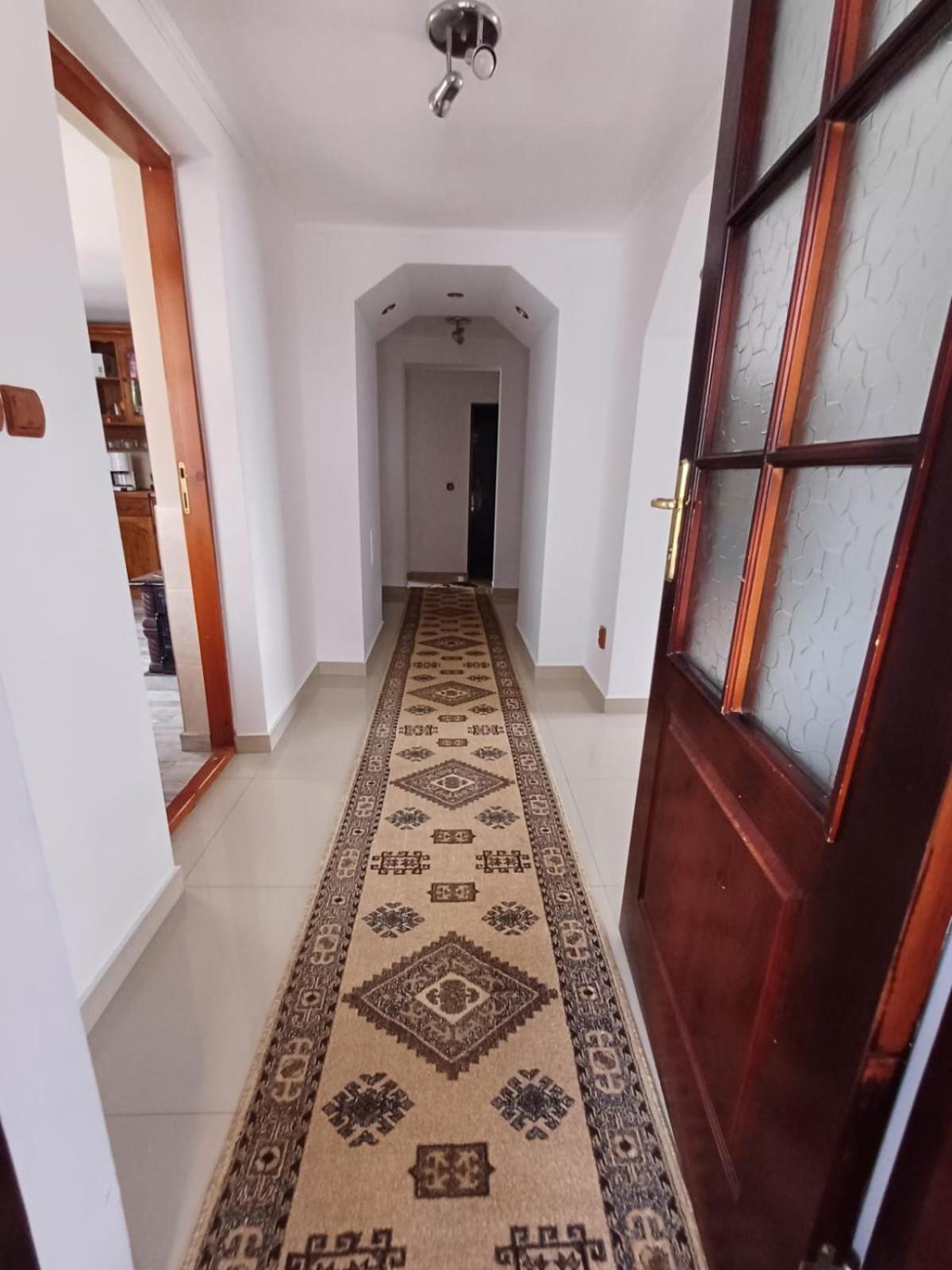 큼홀룸그몰도베네스크 Casa Mihaela 아파트 외부 사진
