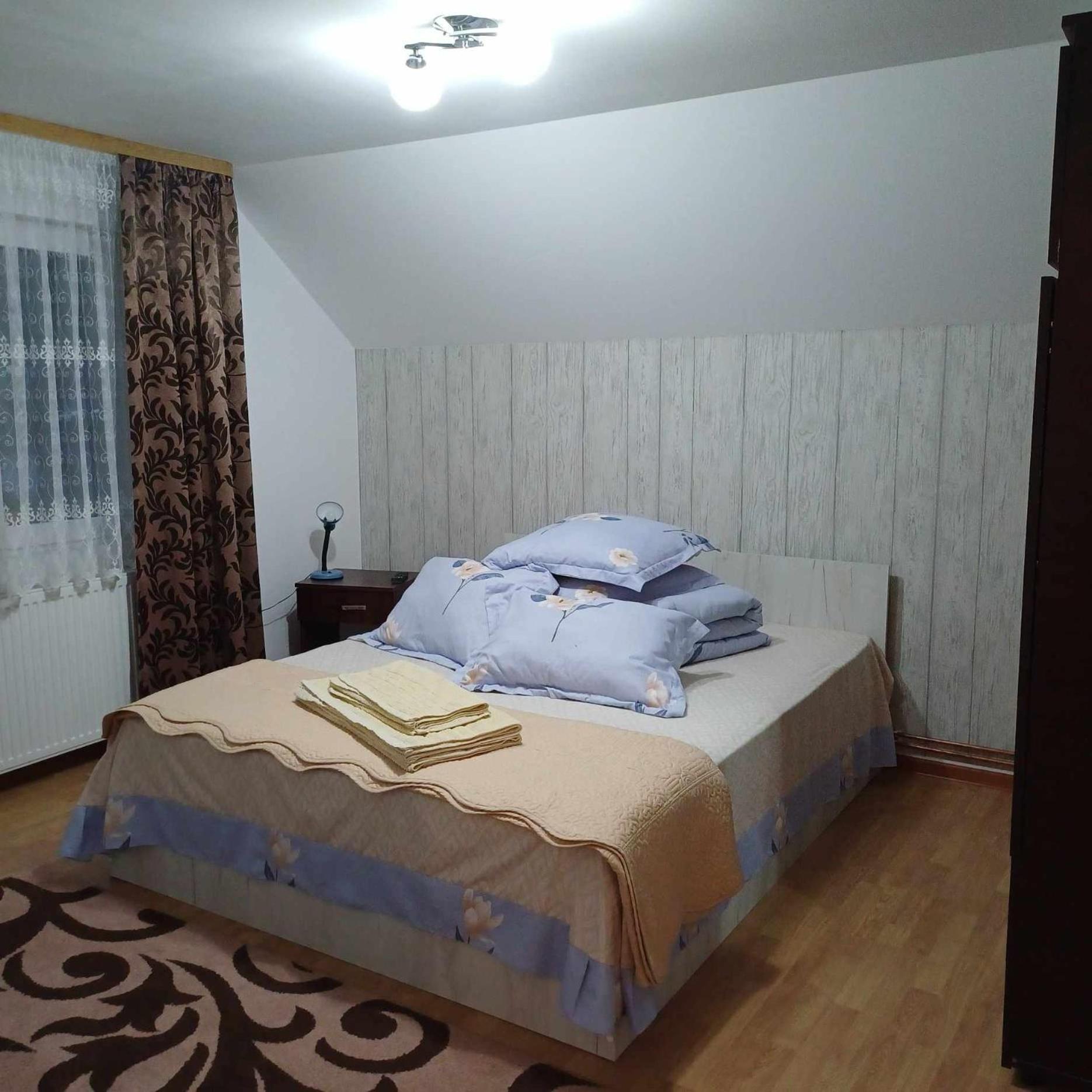 큼홀룸그몰도베네스크 Casa Mihaela 아파트 외부 사진